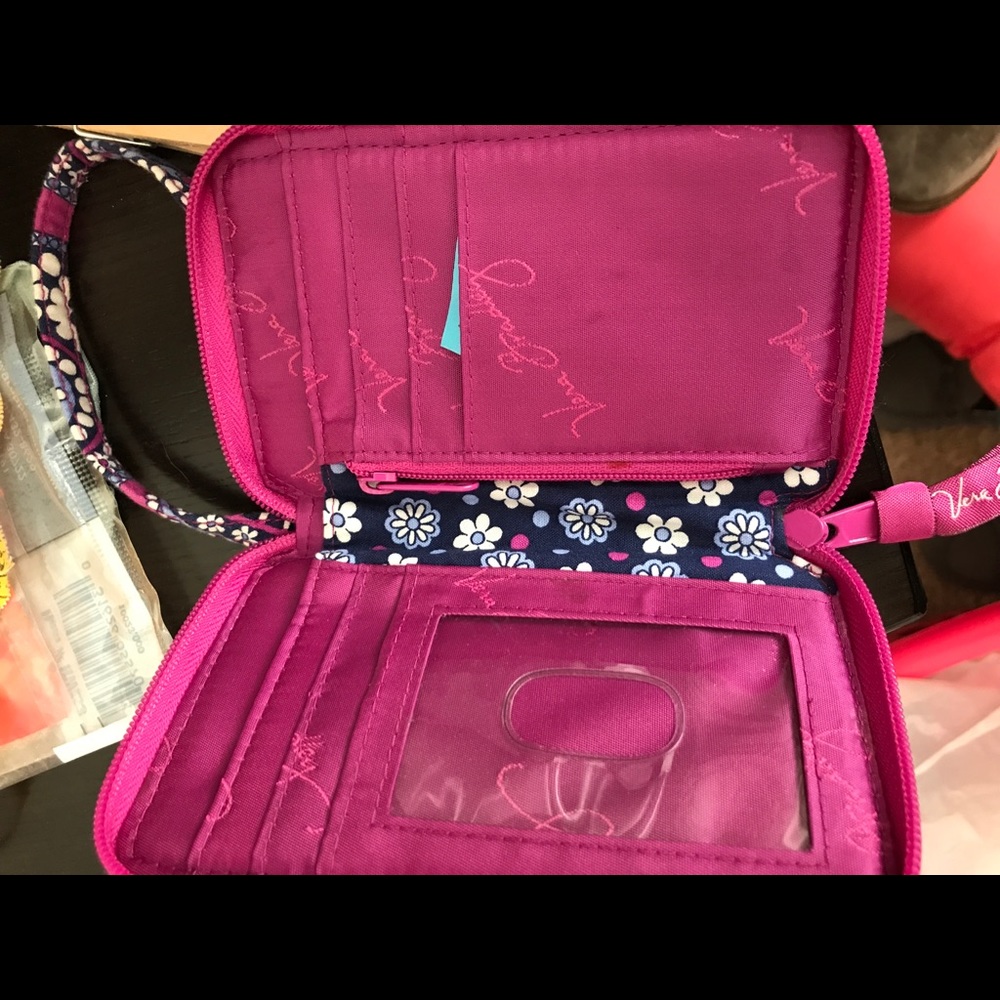 Vera Bradley wallet - Picture 2 of 5